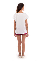 Raven - V Neck - Loose Fit - Top - Colour White and sunset mini shorts - Colour Garnet -4