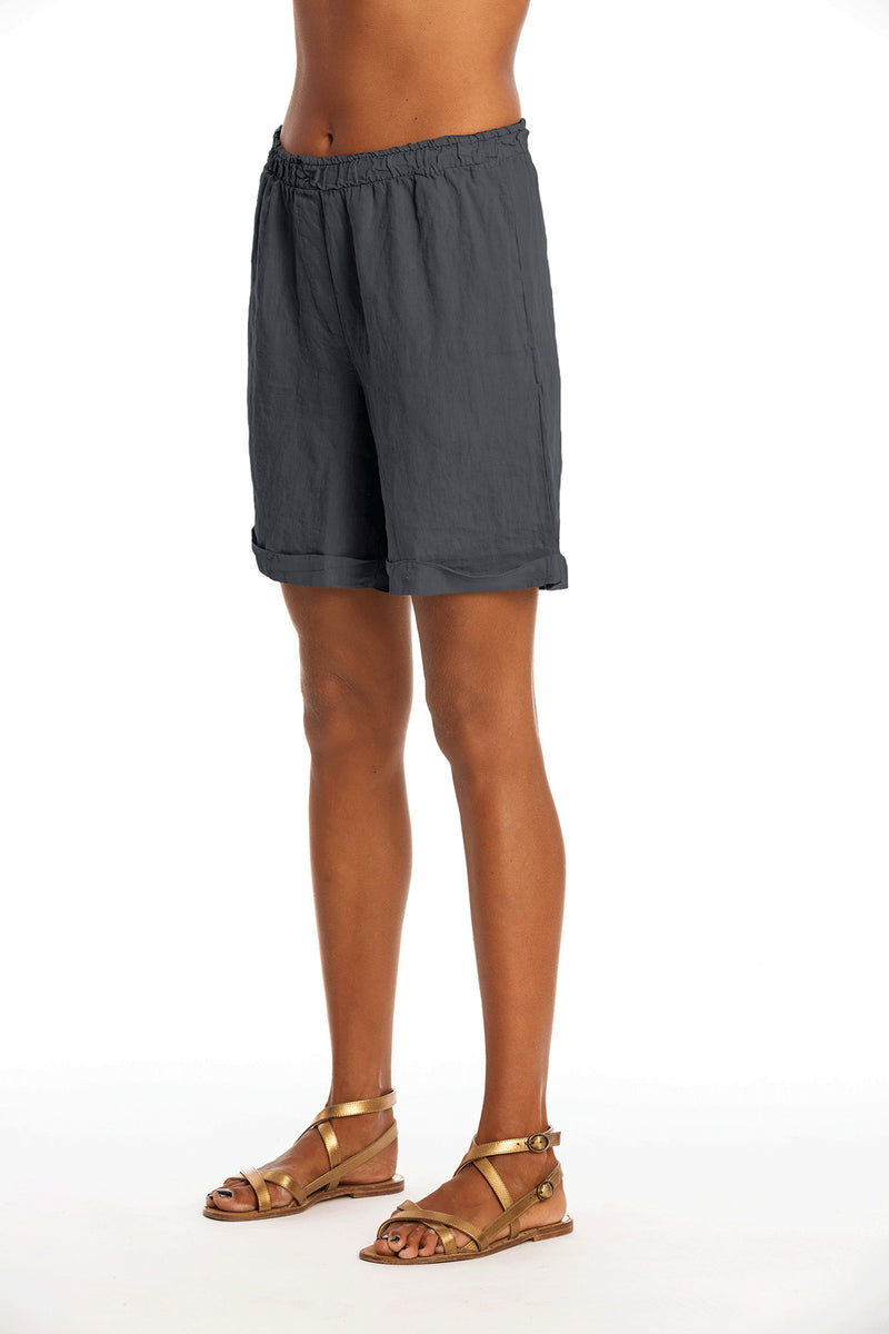 Long Creta linen shorts