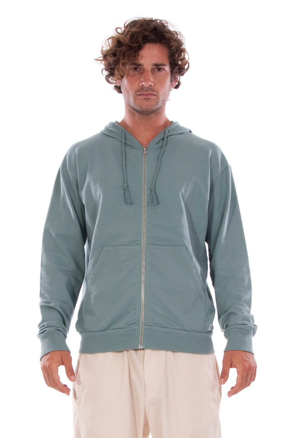 Zip Ibiza - Hoodie - Colour Green and raven shorts - Colour Sand 2