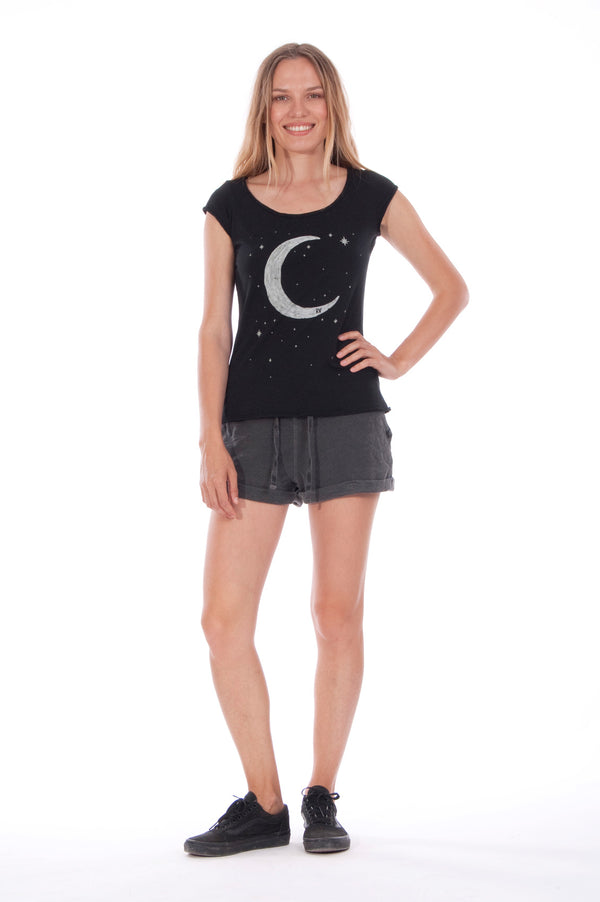 Moon - Round Neck - Cut Off - Top - Colour Black and sunset mini shorts - Colour Anthracite 1