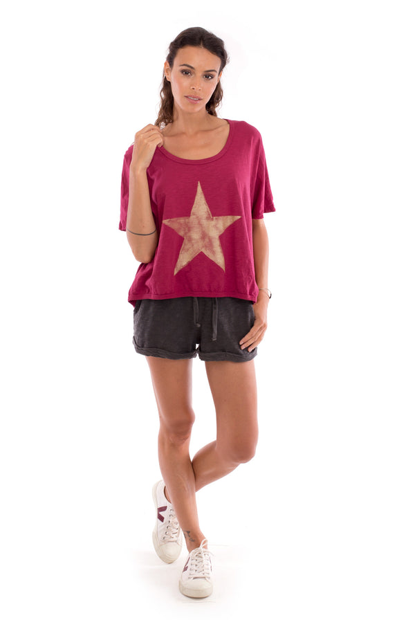 Star - Round Neck - Loose Fit - Top - Colour Garnet and sunset mini shorts - Colour Anthracite-1